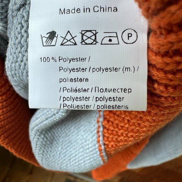 NWT Traeger Gray & Pumpkin Long Sleeve Sweater with Farm Scene - Men's XXL - Picture 16 of 16